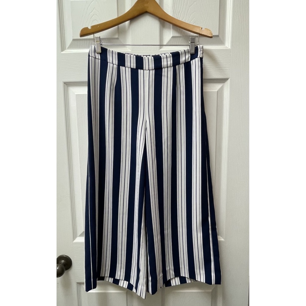 H&M Women's Size 8 Navy Blue Striped Wide Leg Cropped Pants Nautical Preppy‎